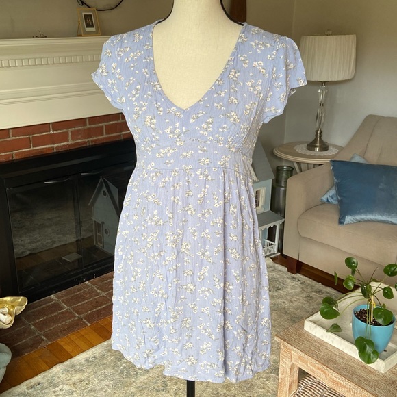 Pink Rose Dresses & Skirts - Pink Rose Floral Mini Dress